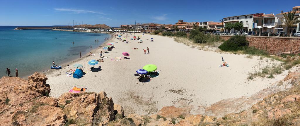 Borgo Spiaggia Vista Mare Isola Rossa Exterior photo